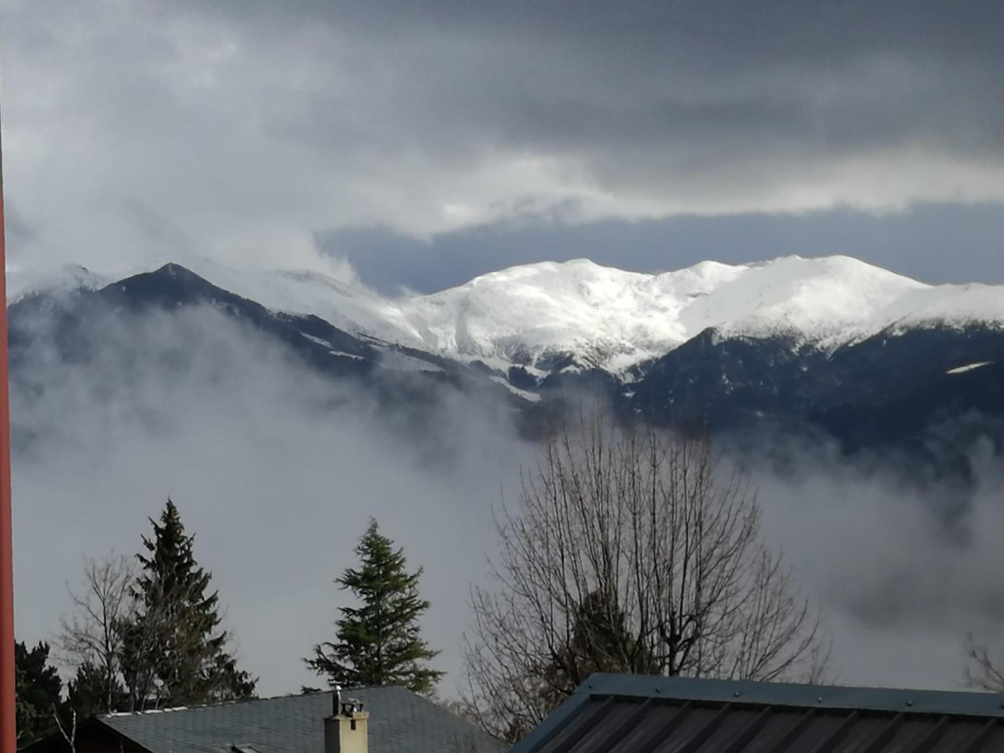 Pyrenees Catalanes Tres Joli Appartement 300M Telecabines Font-Romeu-Odeillo-Via المظهر الخارجي الصورة