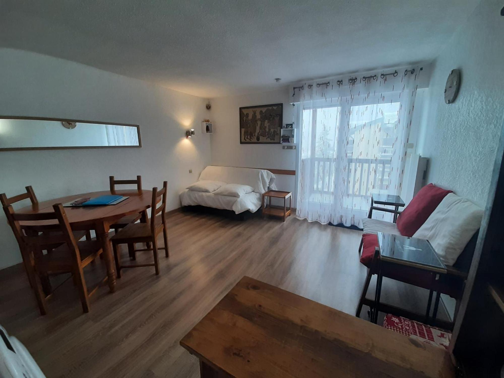 Pyrenees Catalanes Tres Joli Appartement 300M Telecabines Font-Romeu-Odeillo-Via المظهر الخارجي الصورة